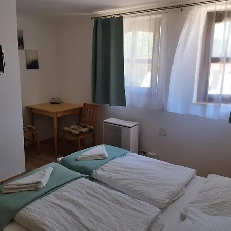 Privat Fogado Es Etterem Bed and breakfast Bukkszentkereszt